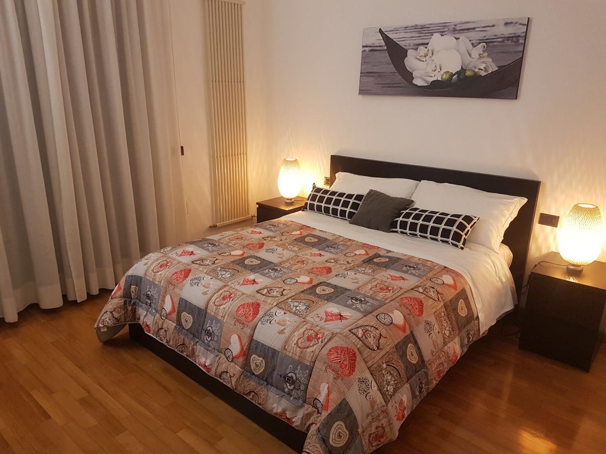 Apartment De Rossi Bari Extérieur photo