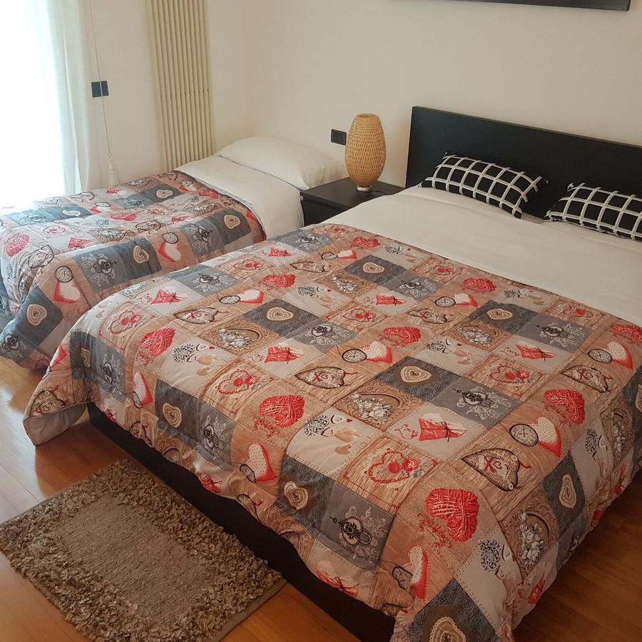 Apartment De Rossi Bari Extérieur photo